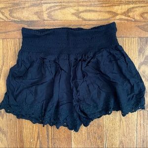 American Eagle Flowy Shorts